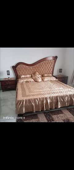 bed dressing with matress 0