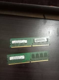 RAM : DDR2 2 GB + 1 GB
