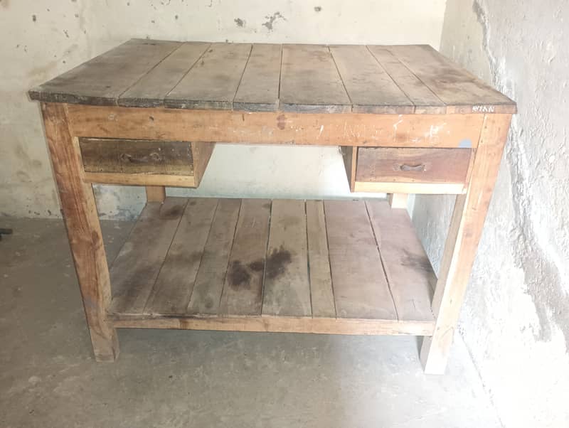 Table Wood 4
