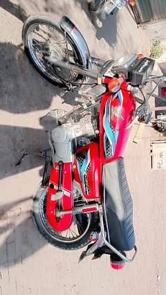 125 cc honda for sale in good condition aal oky new bike
