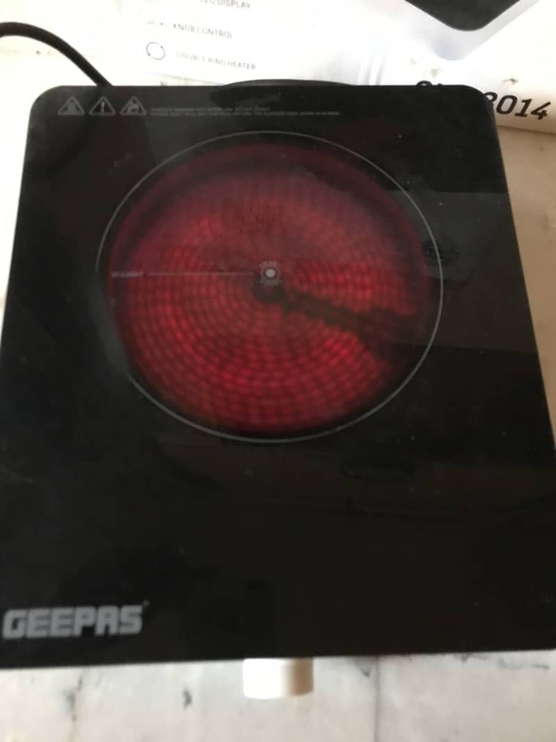 Geepas Infrared cooker (ELECTRIC STOVE) 3