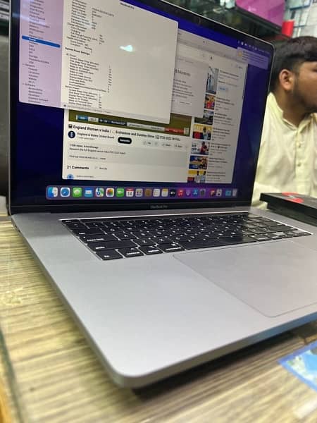 Apple MacBook Pro A2141 2019 core i7 16gb 500Gb Ssd 3