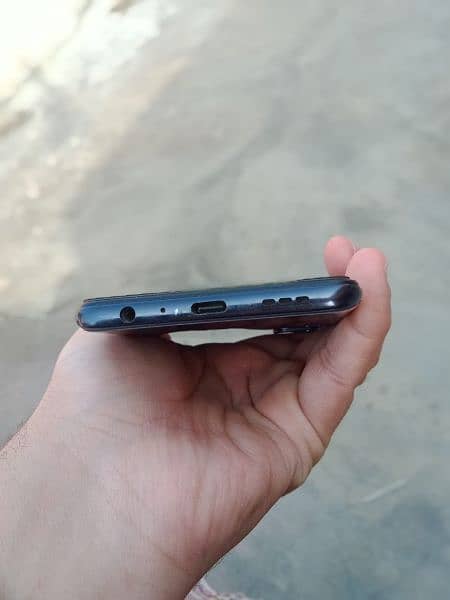 OPPO Reno 6 /daba aur charger Sath hy serious buyers urgent sale 4