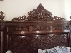 king size bed in good condition
