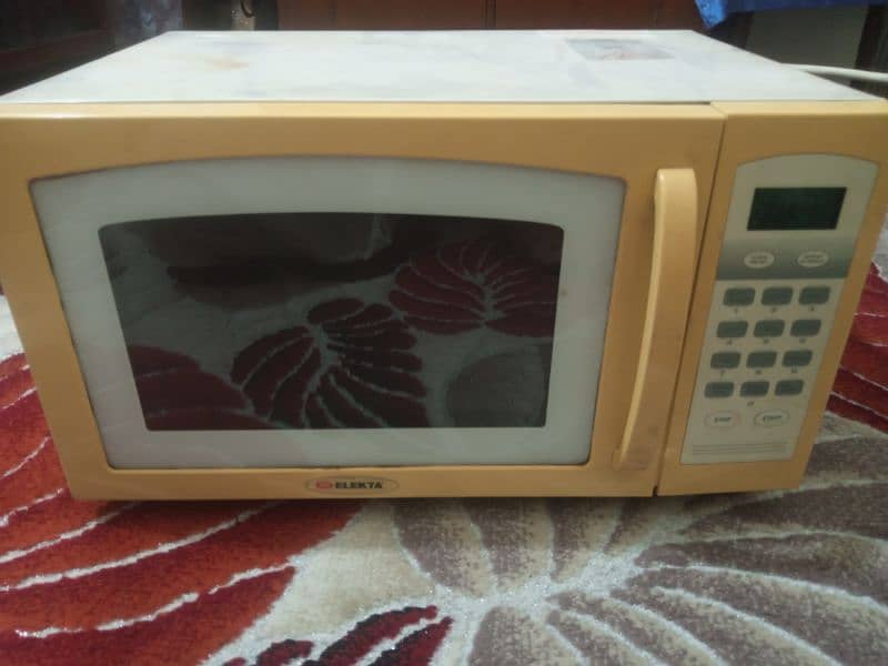 Microwave Oven with Grill 2