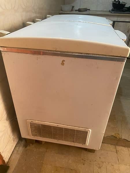 waves refrigerator for sell 1