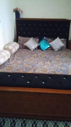 for sale King bed 0