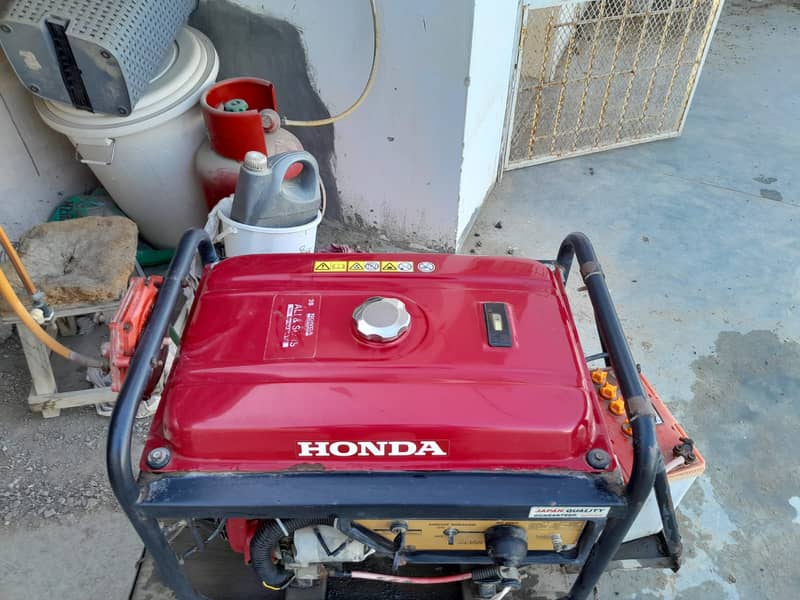 Original 3KVA Honda Generator (Gas + Petrol) Key start and Pull start 1