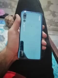 huawei P20 pro 6/128 for sale