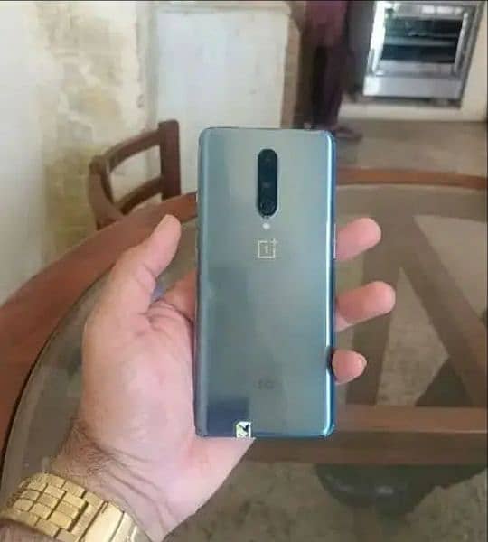 OnePlus 8 5G 1