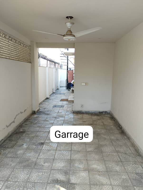 1 KANAL Separate Entrance UPPER PORTION for Rent in DHA Lahore Phase 6 5