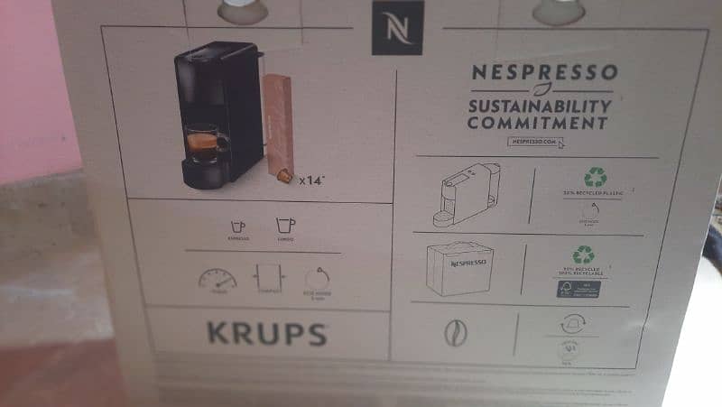 Nesspresso coffee maker in brand new condition 2