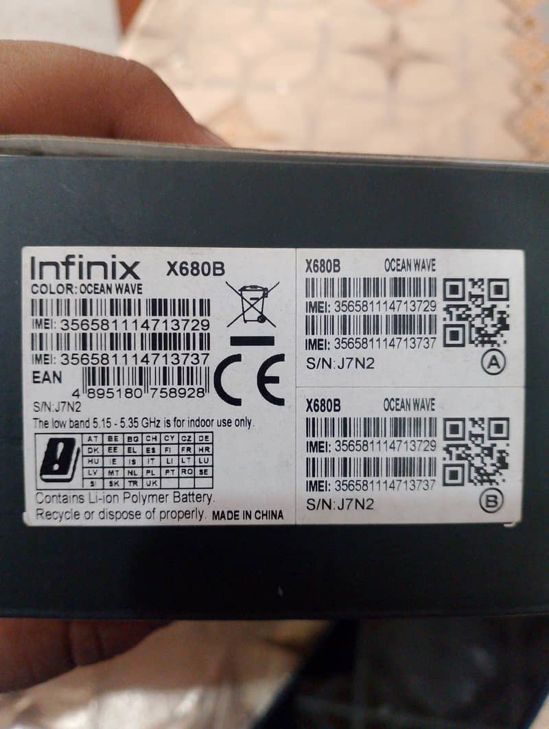 Infinix Hot 9 play Ram 4\64 Box without charger FINGER SENSOR WORKS 9