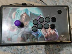 Arcade fighting stick with Madcatz controller