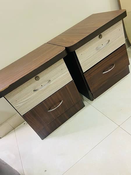 side table only new condition 1
