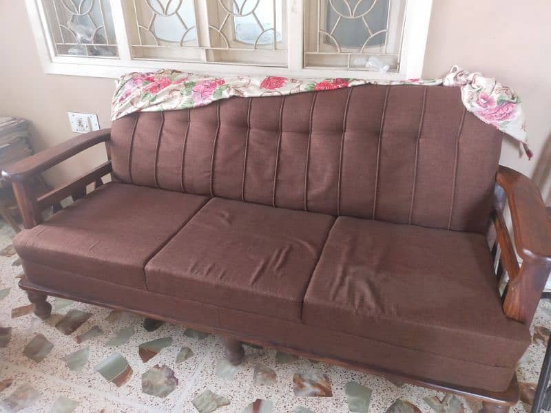 Sofa Set 5 seater with table 1
