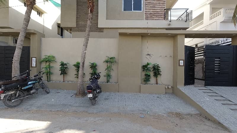 Centrally Located Prime Location House In PECHS Block 3 Is Available For sale 1