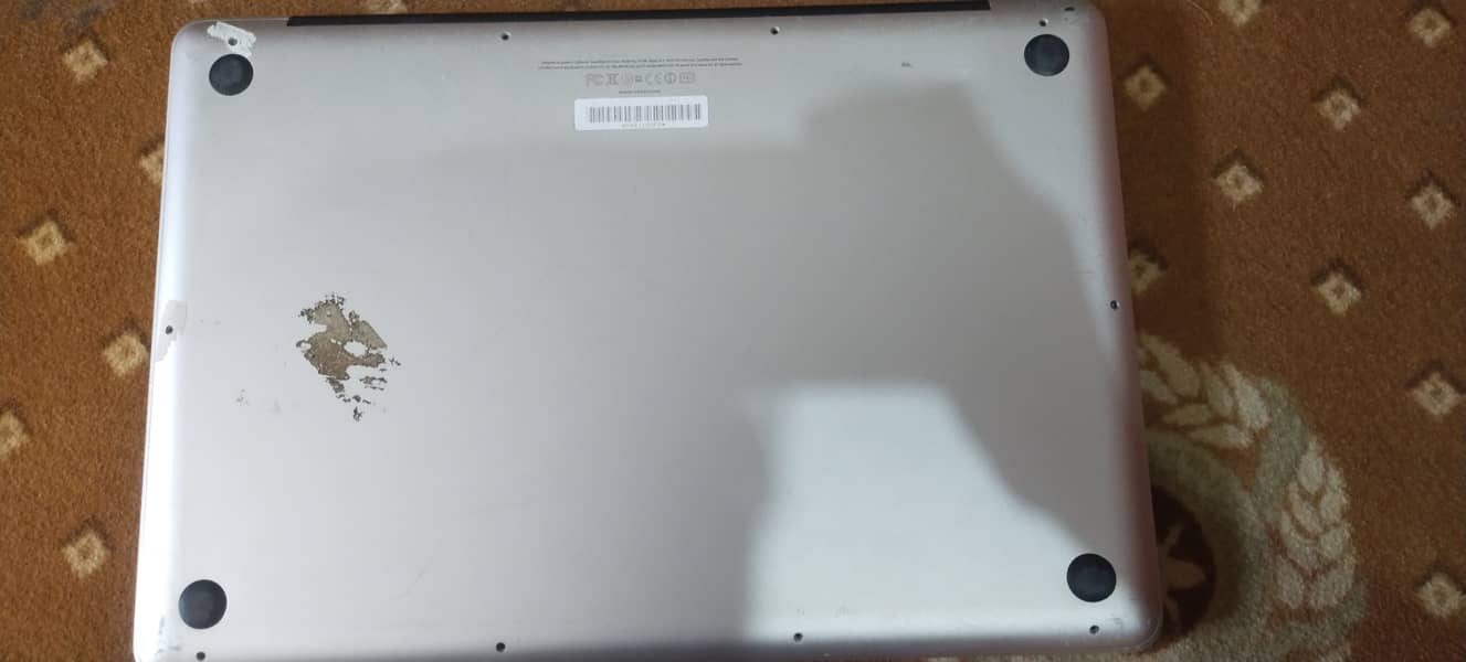 MacBook pro 2011 moled i7 very low price urgent for sale 3