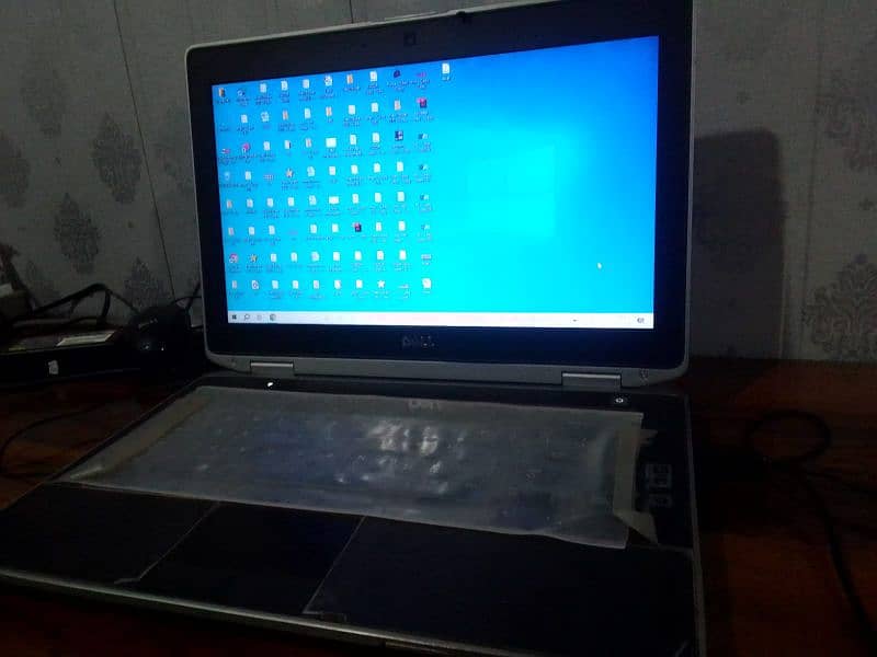 if you want to buy good laptop in low rate, contact me check and buy 4