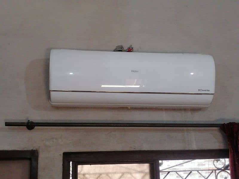 haier puri Dc inverter in off white color 1