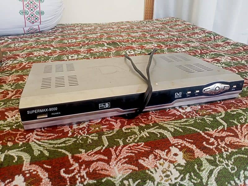 VCD and DVD player 1