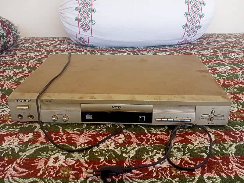VCD and DVD player 4