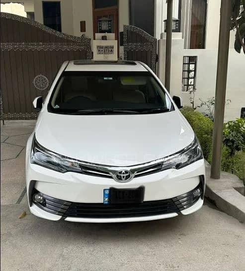 Toyota Corolla Altis Grande 1.8 CVT 2018 Model 1