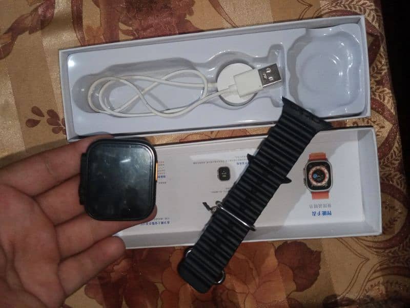 T8 Ultra Smart Watch 1