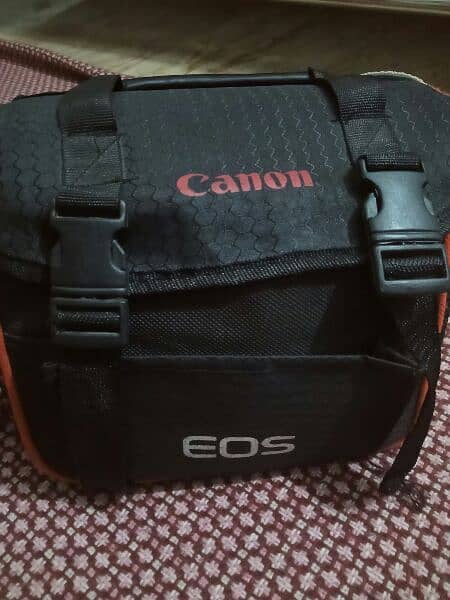 Canon 600D DSLR 10/10 condition 3