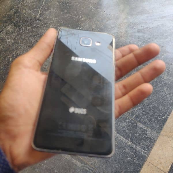 Samsung Galaxy A5 2015 4