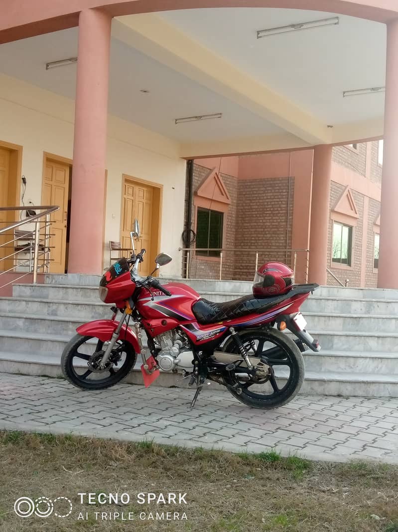 United Deluxe 125 Malakand Number Model 2018 03109772860 1