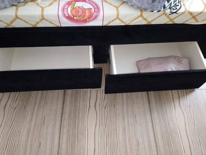 two single bed sets 2