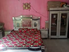 bed set for sale good condition