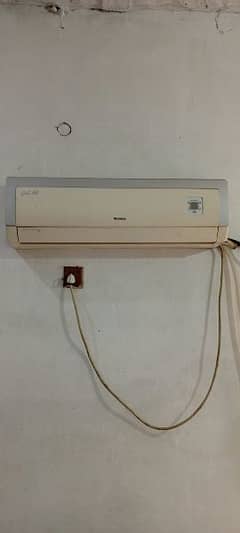 cooling AC only gree company 1.5 tan. 03007573700 0