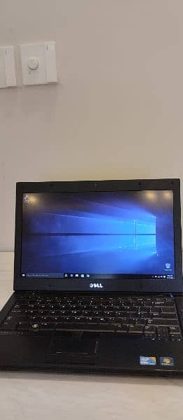 Dell laptop latitude/E4310 1