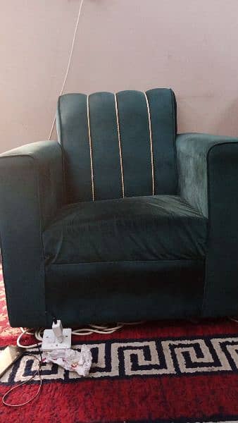 7 seater sofa 10/10 condition 1