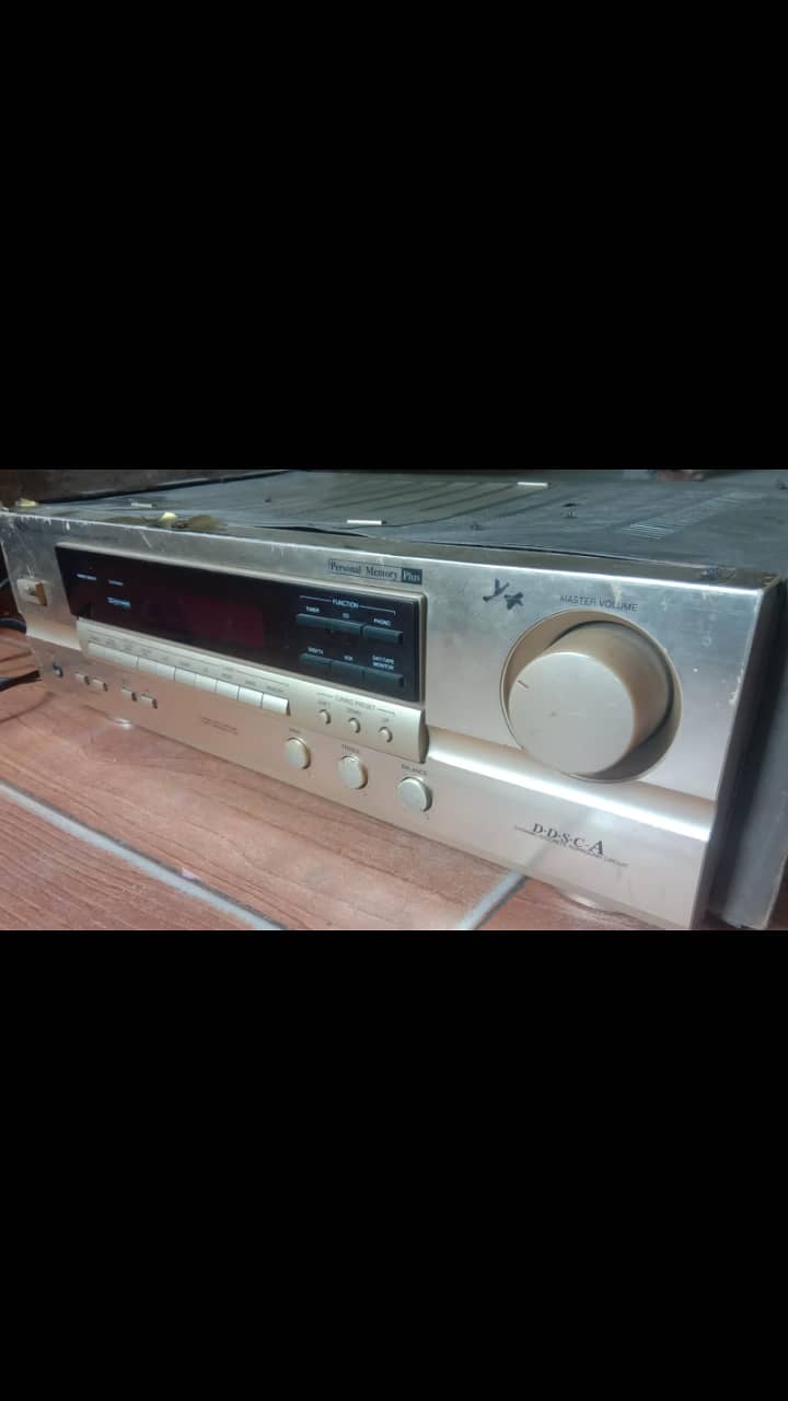 Original Denon AVR amplifier 4 chanal for sale ph. no. 0321.940. 89.03. 1