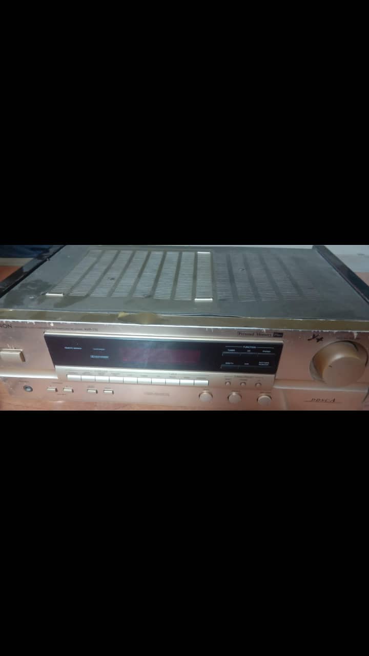 Original Denon AVR amplifier 4 chanal for sale ph. no. 0321.940. 89.03. 2