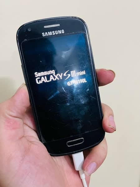 Samsung galaxy s3 mini 3