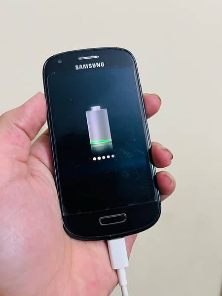 Samsung galaxy s3 mini 4