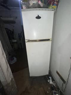 Non frost sharp refrigerator 0