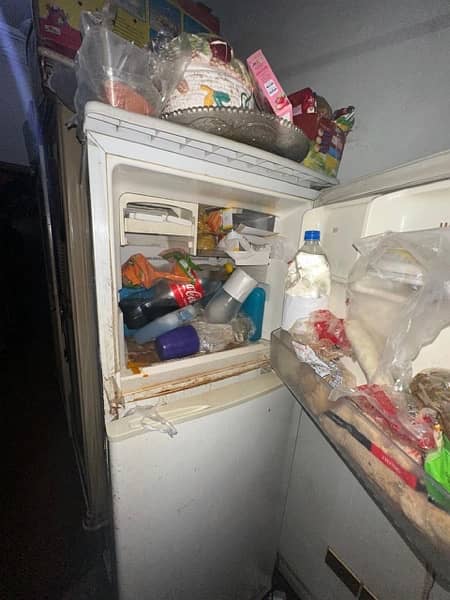 Non frost sharp refrigerator 6
