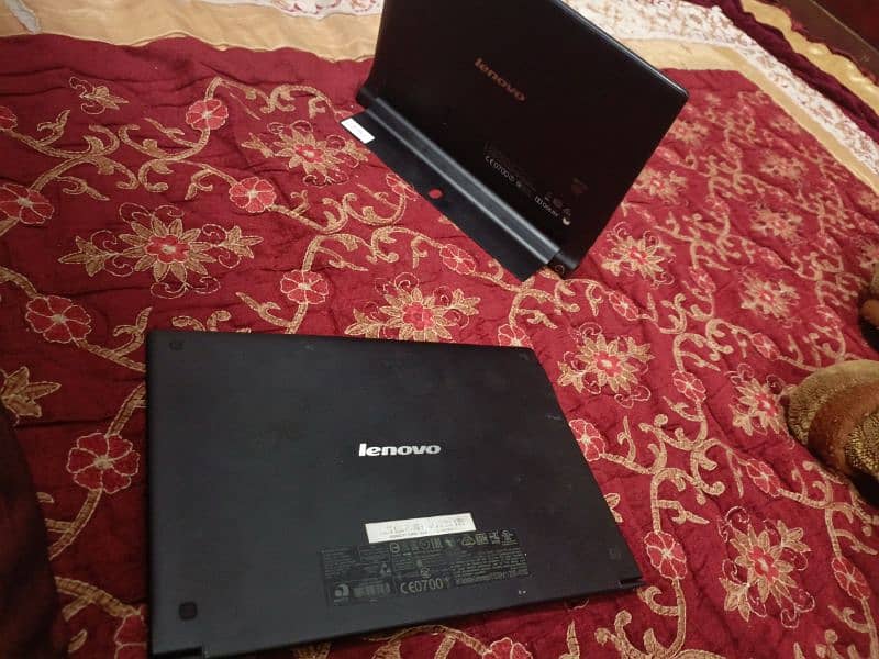Mini Laptop+ Tablet 8