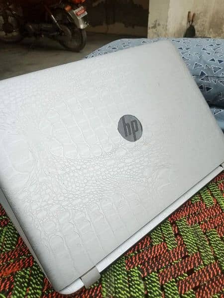 hp cote i7 6 th genreshn laptop 5