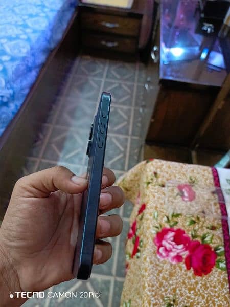 Iphone 15 Pro Max Blue Titanium 3