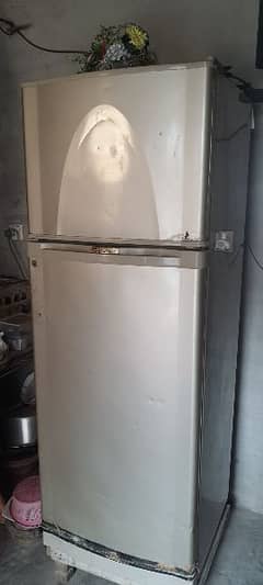 Dawlance Medium fridge
