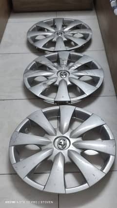 Toyota genuine wheel caps 15inch silver colour