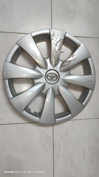 Toyota genuine wheel caps 15inch silver colour 2