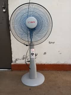 Charging Fan with remote