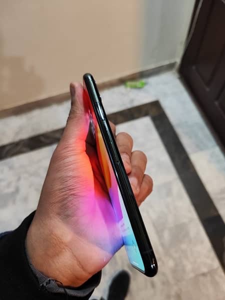 iPhone 11 Pro max pta approved Jv fixed price 5